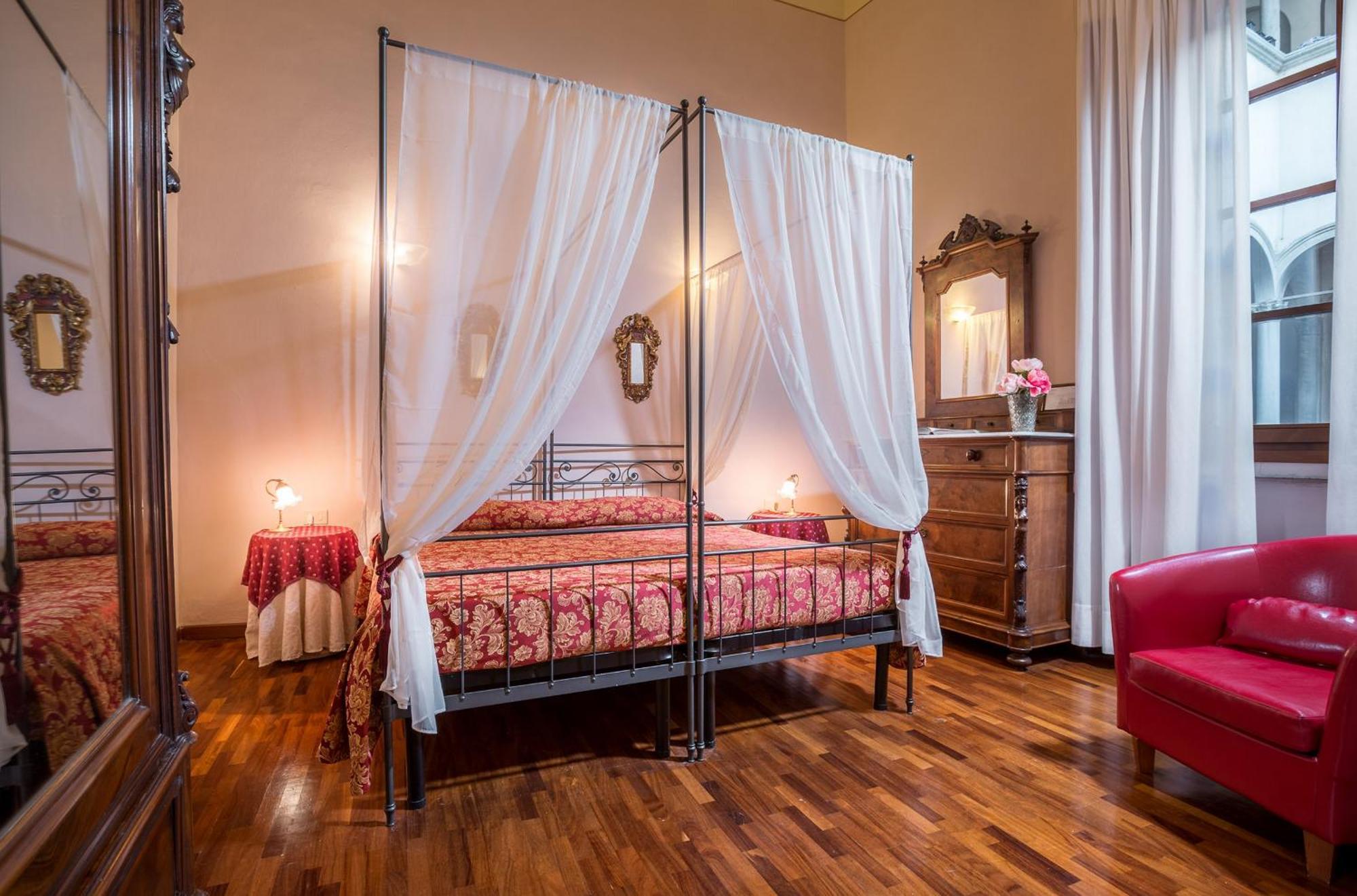 Standard Double Room,775974181:JPEG